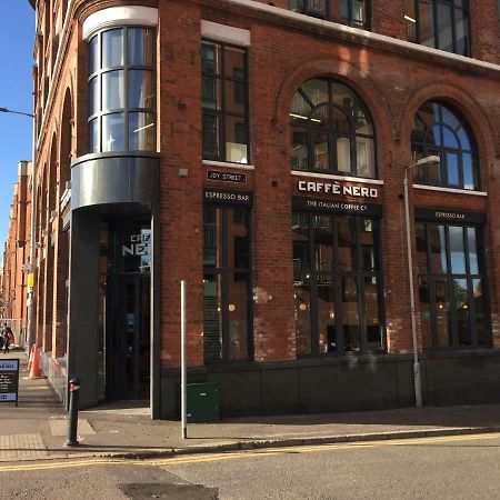City Centre Belfast Free Parking Extérieur photo